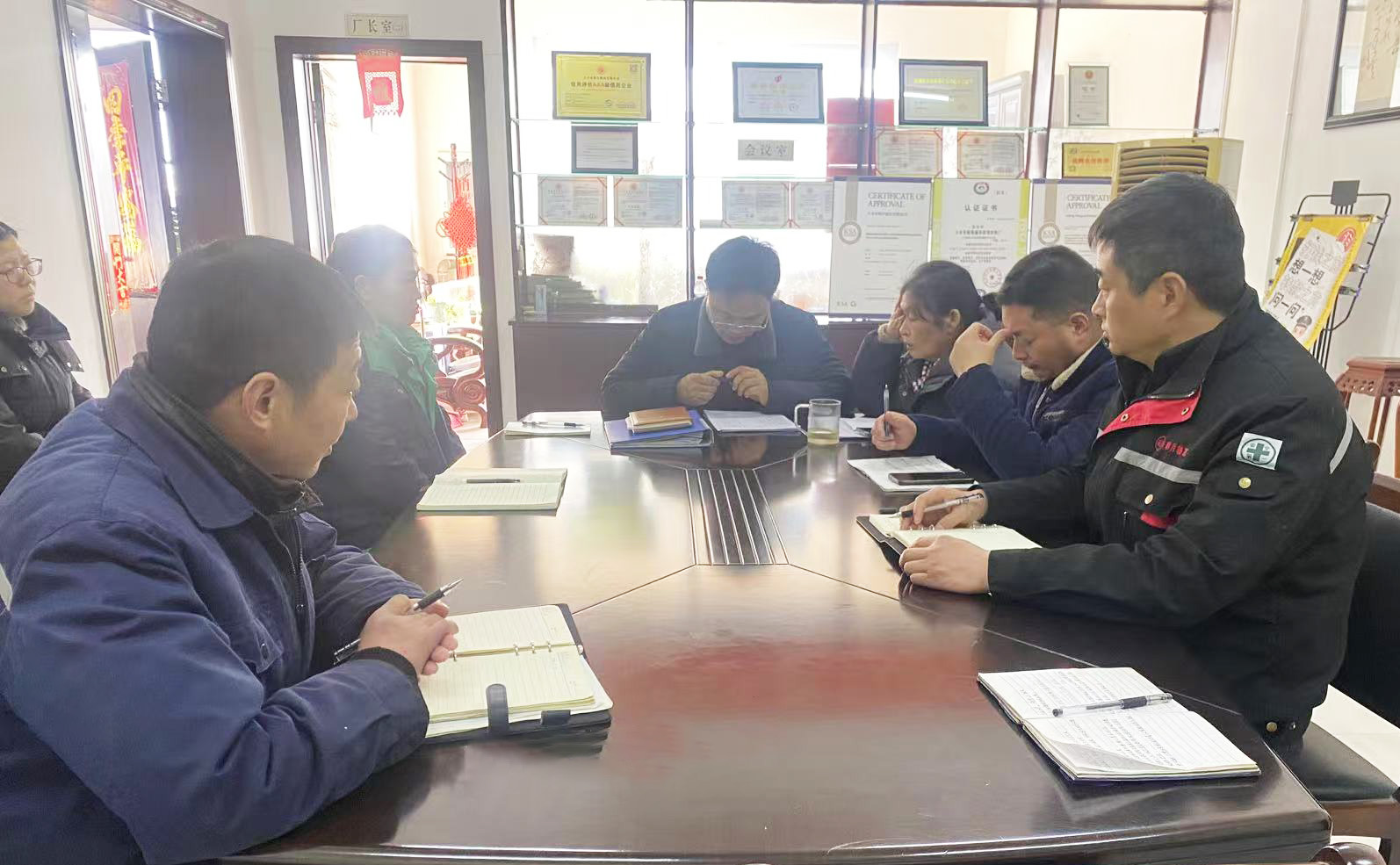 Dafeng Mingyue B​​earing Bush Co.、Ltd。は2025年の最初の月例会議を開催しました